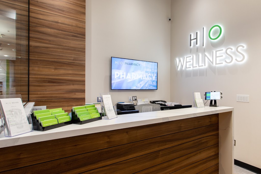 HealthOneTO Wellness | 110 Harbour St, Toronto, ON M5J 0B7, Canada | Phone: (416) 613-5633