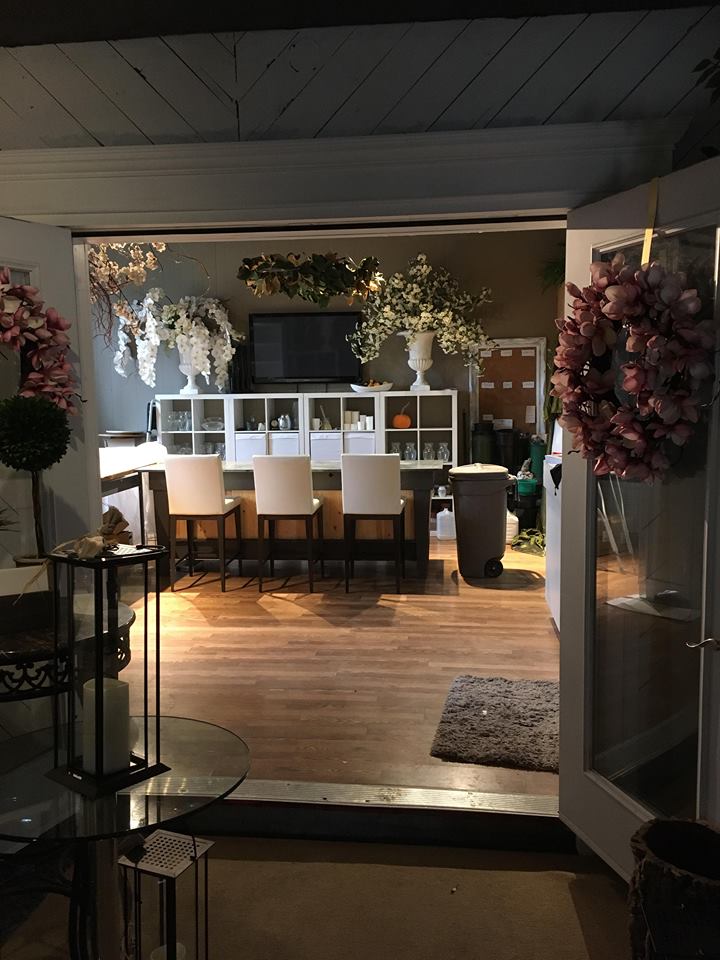 Little Flower Shop | 23029 Mun 43 East, Ile des Chênes, MB R0A 0T3, Canada | Phone: (204) 388-4108