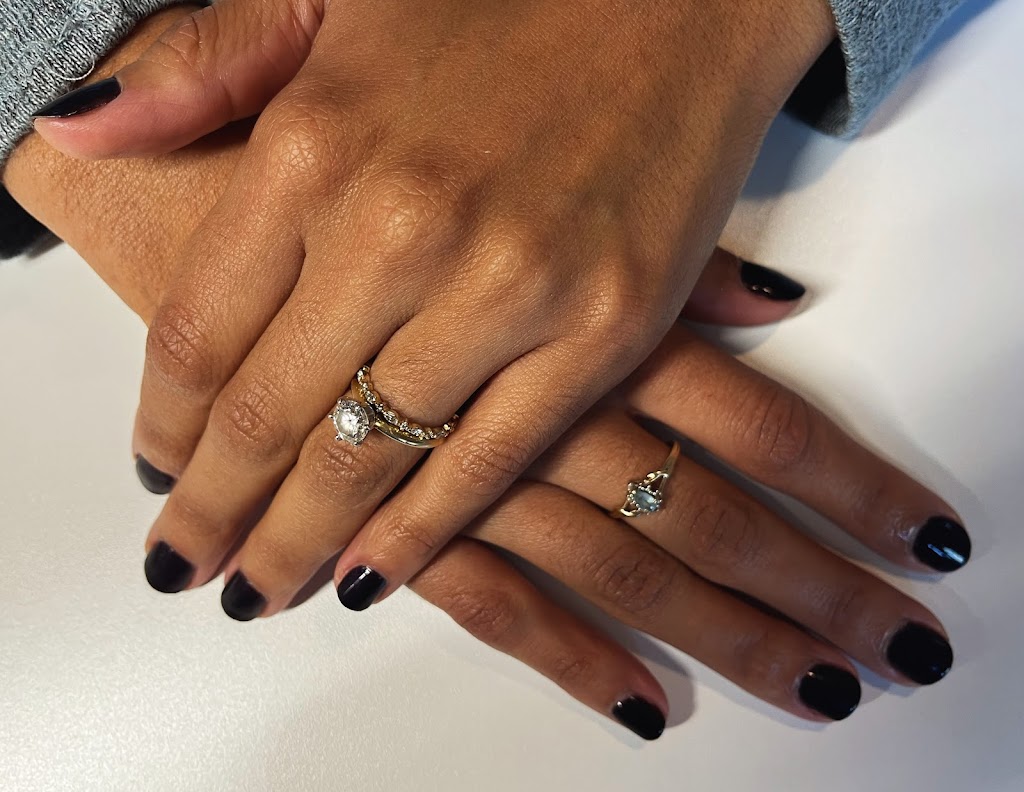 Nordic Nails | 29 Nordic Trail, Oro-Medonte, ON L0L 2L0, Canada | Phone: (705) 730-4262