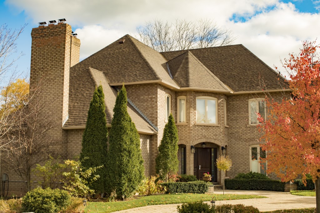 Tops Roofing Company (Burlington) | 2183 Sandringham Dr, Burlington, ON L7P 3E7, Canada | Phone: (905) 465-0538
