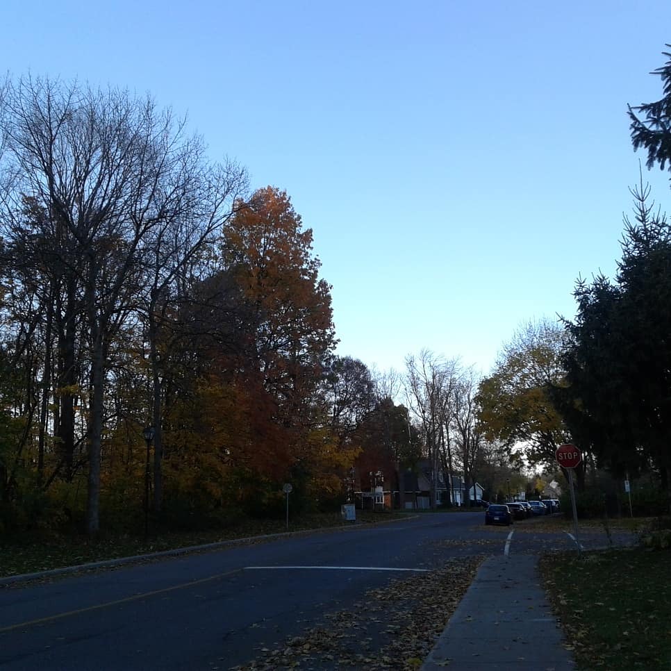 Heroes Park | Boulevard Beaconsfield, Beaconsfield, QC H9W 3V1, Canada | Phone: (514) 872-0311