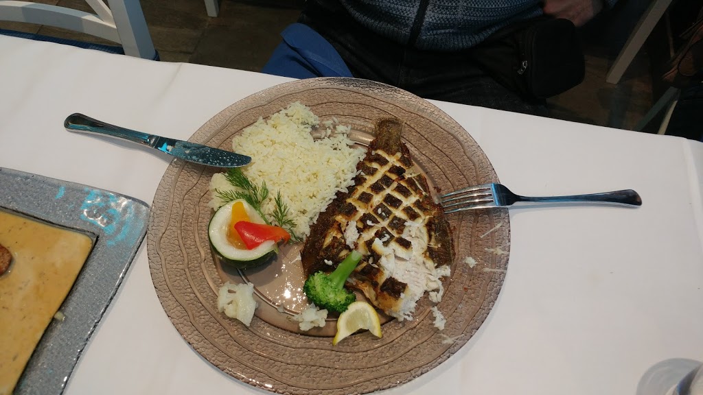 7 Seas Restaurant & Grill | 1076 Rutherford Rd unit 4, Maple, ON L6A 1S2, Canada | Phone: (905) 832-9969