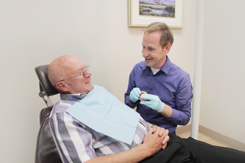 Royal Denture Clinic | 3630 Brentwood Rd NW #313A, Calgary, AB T2L 1K8, Canada | Phone: (403) 338-1014
