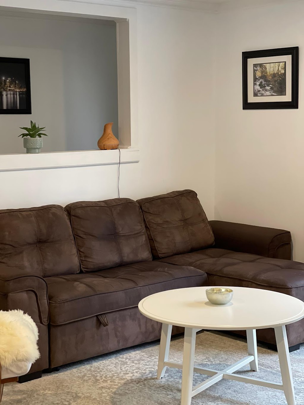 Wasaga_beach_house | 17 Leslie Anne Dr, Wasaga Beach, ON L9Z 2N6, Canada | Phone: (416) 561-4909