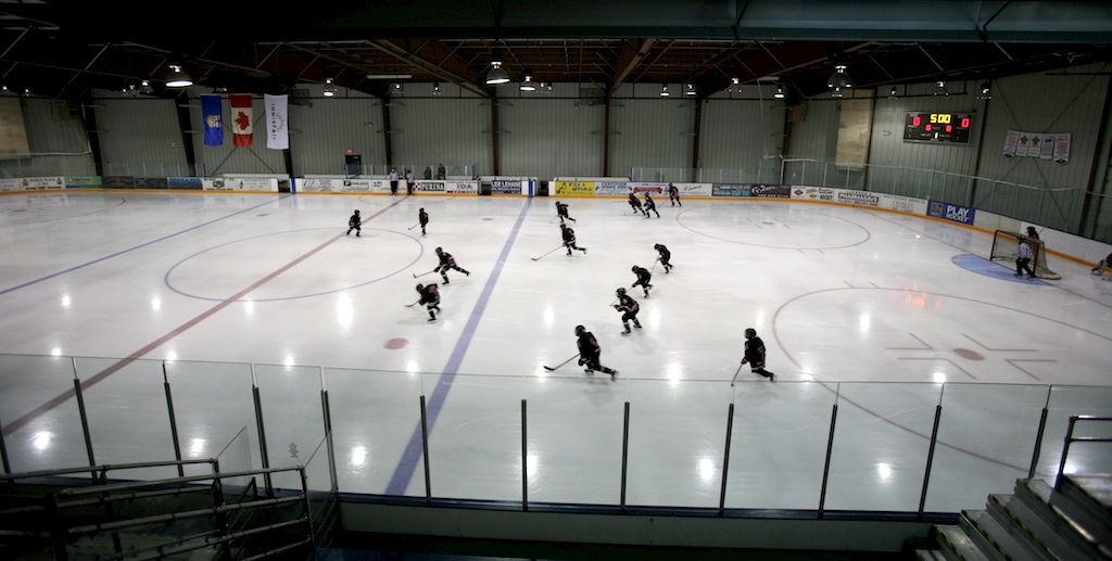 Town of Innisfail Twin Arena | 5804 42 St, Innisfail, AB T4G 1K7, Canada | Phone: (403) 227-2735