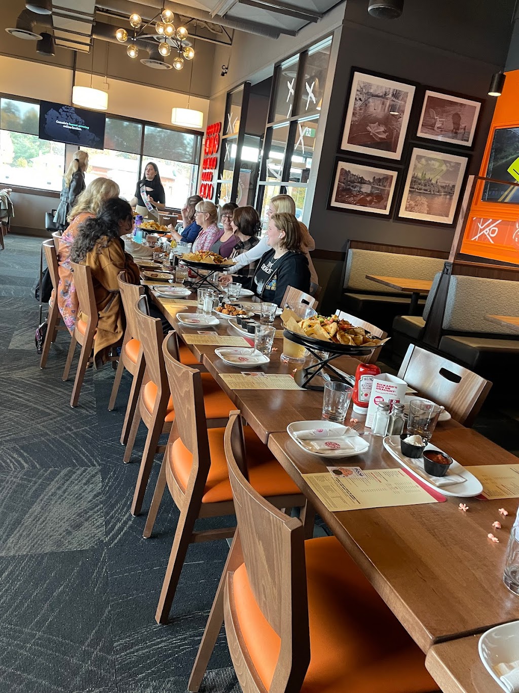 Boston Pizza | 2939 Petawawa Blvd, Petawawa, ON K8H 1Y1, Canada | Phone: (613) 506-3663