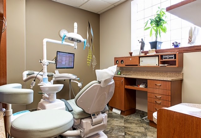 Eltek Dental | 10737 Yonge St #19a, Richmond Hill, ON L4C 9M9, Canada | Phone: (905) 770-5100