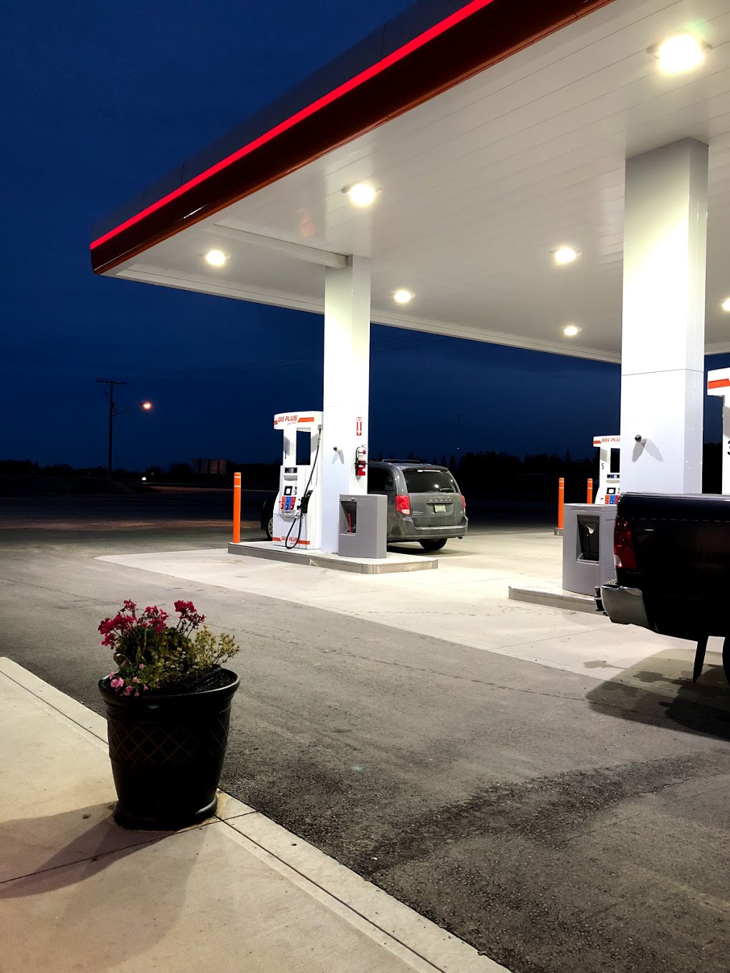 Red Bull Gas Plus | Canada, Saskatchewan, Radisson, Highway 16 & 340 | Phone: (306) 827-4417