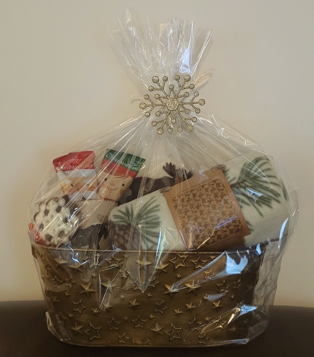 Gifts by the Pines | 12337 Hwy 41, Northbrook, ON K0H 2G0, Canada | Phone: (416) 820-4025