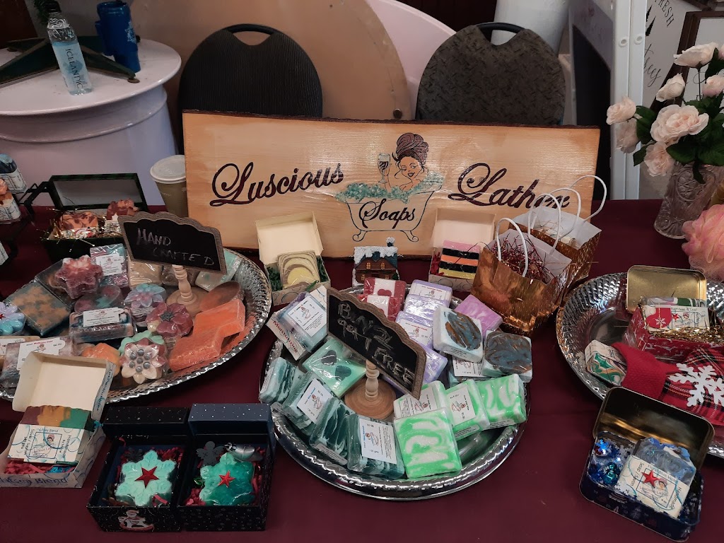 Grand Community Market | 129 Victoria St E, Amherst, NS B4H 1X9, Canada | Phone: (902) 667-7866