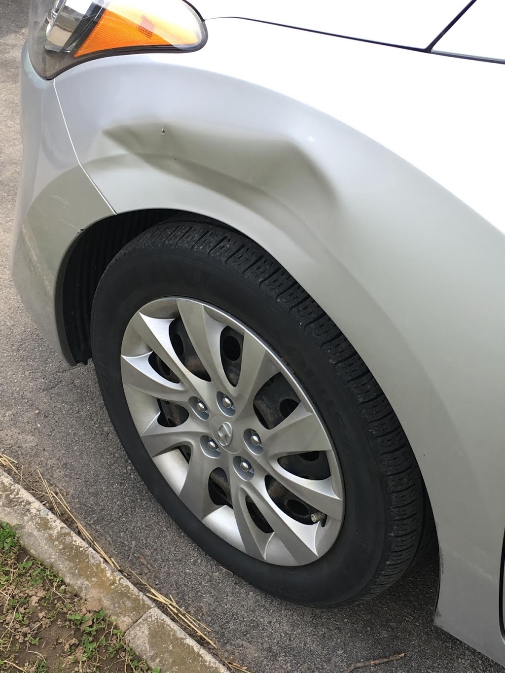 Newport Collision Service Inc | 41 St Paul St W, St. Catharines, ON L2S 2C3, Canada | Phone: (905) 984-3368