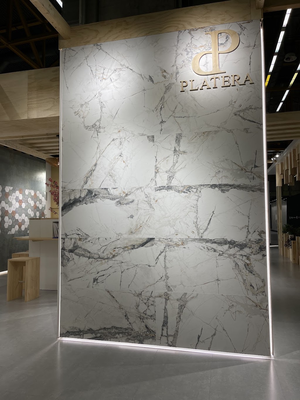 Maison Granite | 4400 QC-132, Sainte-Catherine, QC J5C 1V9, Canada | Phone: (514) 649-1328