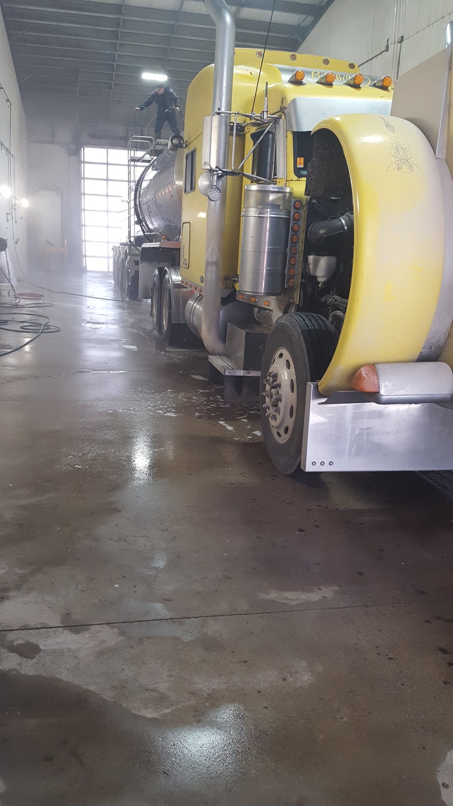 Grace Transport Inc. | 880 Wright St, Strathroy, ON N7G 3H8, Canada | Phone: (800) 290-3017