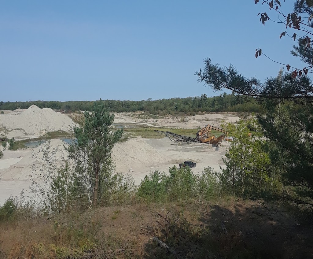 Lafontaine Sand & Gravel Ltd | 360 Lafontaine Rd E, Tiny, ON L9M 0S2, Canada | Phone: (705) 533-3366