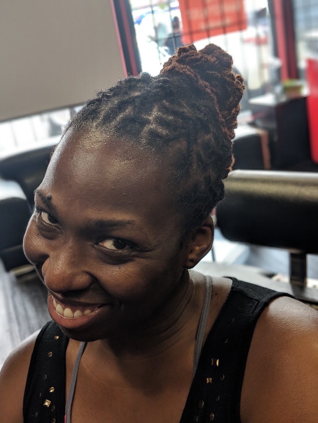 keikyz hair studio inc | 10069 Hurontario St #4, Brampton, ON L6Z 0A9, Canada | Phone: (905) 230-3754