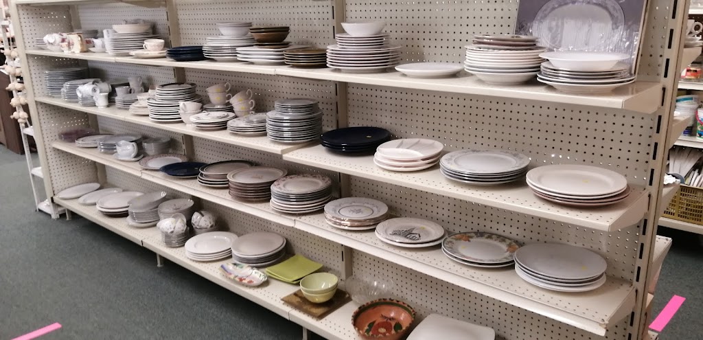 Riverton MCC Thrift Shop | 18 Reggie Leach Dr, Riverton, MB R0C 2R0, Canada | Phone: (204) 378-2967