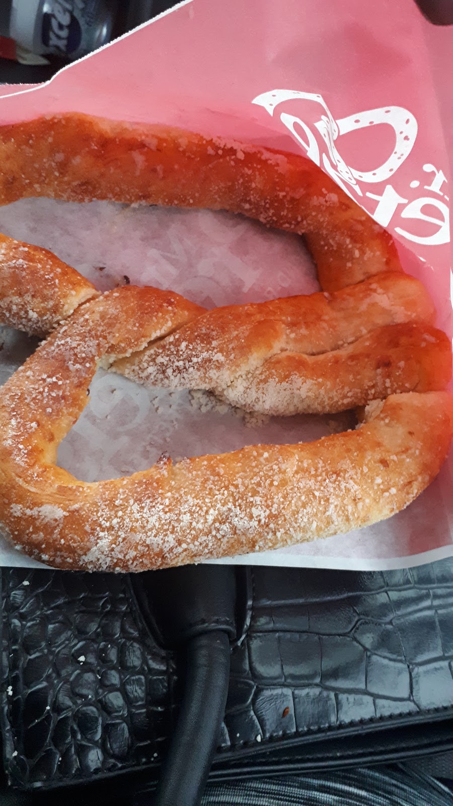 Mr.Pretzels | 500 King St N, Waterloo, ON N2J 4C6, Canada | Phone: (519) 884-2767