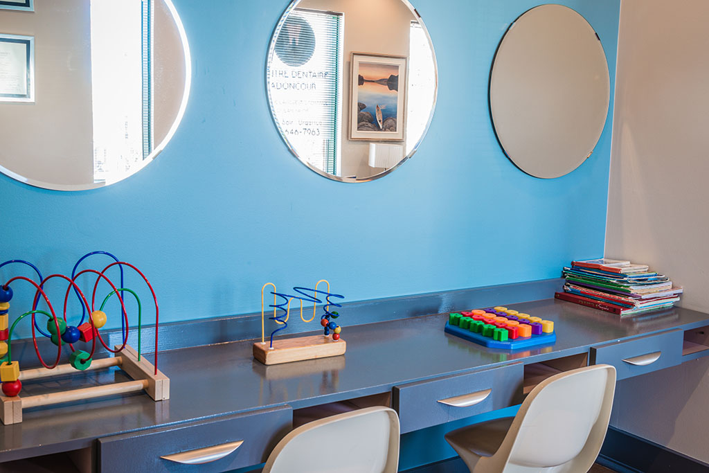 Centre Dentaire Adoncour | Dentiste à Longueuil | 645 Rue Adoncour #200, Longueuil, QC J4G 2M6, Canada | Phone: (450) 646-7963