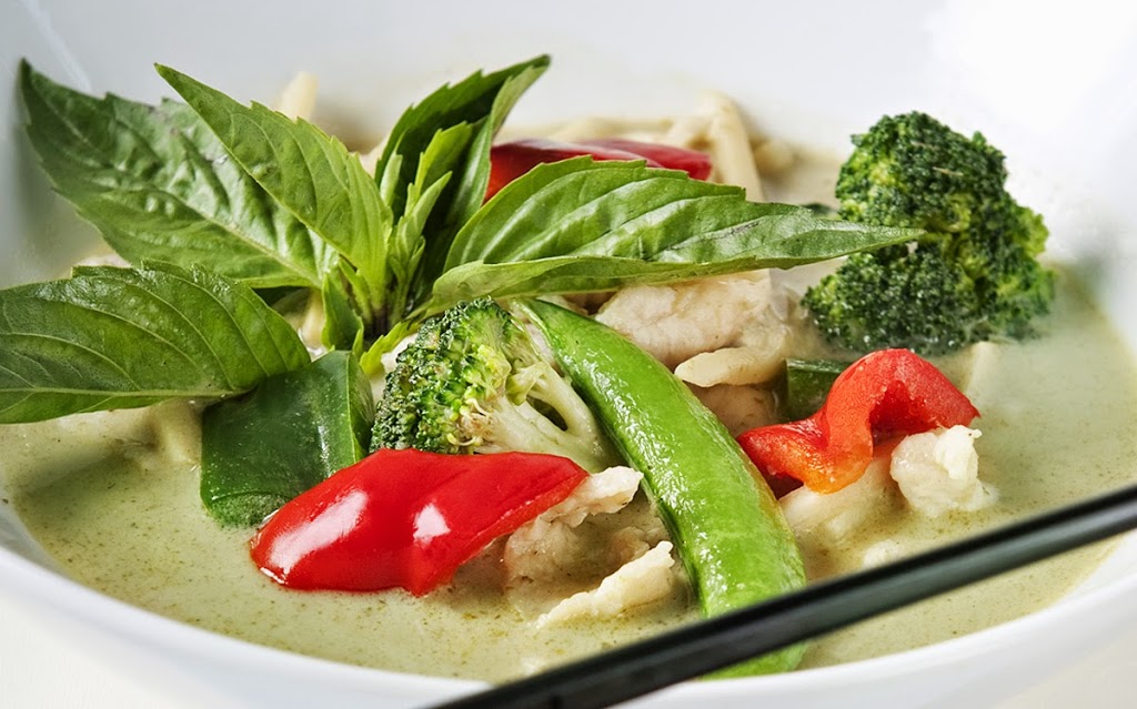 Zabb Thai Restaurant | 3005 Pandosy St, Kelowna, BC V1Y 1W2, Canada | Phone: (778) 484-3988