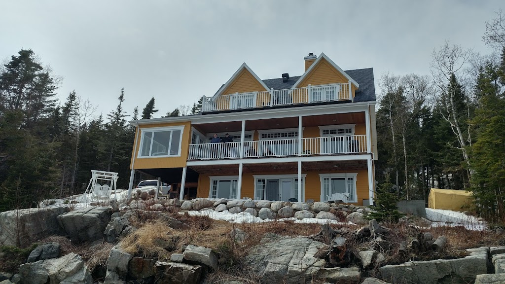Chalet vent du Large | 118 Rue Gauthier, Saint-Siméon, QC H2H 2E4, Canada | Phone: (514) 507-4843