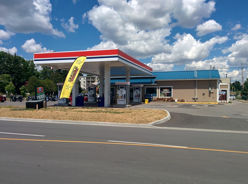 B B Family Convenience | 10 Main St, Port Dover, ON N0A 1N0, Canada | Phone: (519) 583-3364