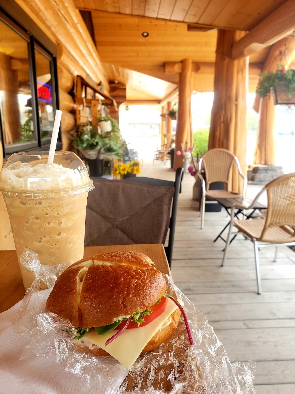 First Perk Coffee & Collectibles | 1891 Aspen Dr, Jaffray, BC V0B 1T0, Canada | Phone: (250) 429-3062