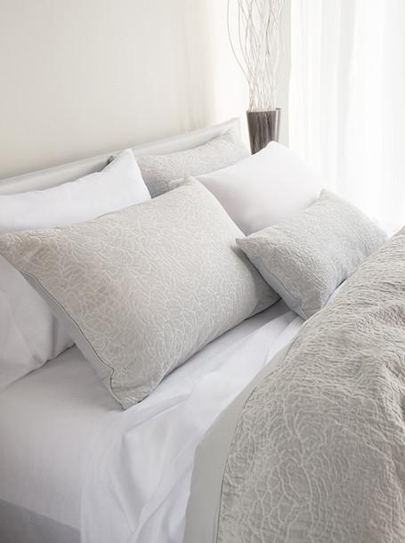 Guildcraft The Duvet & Pillow Company | 32 Wilson St, Guelph, ON N1H 4G5, Canada | Phone: (519) 763-7651