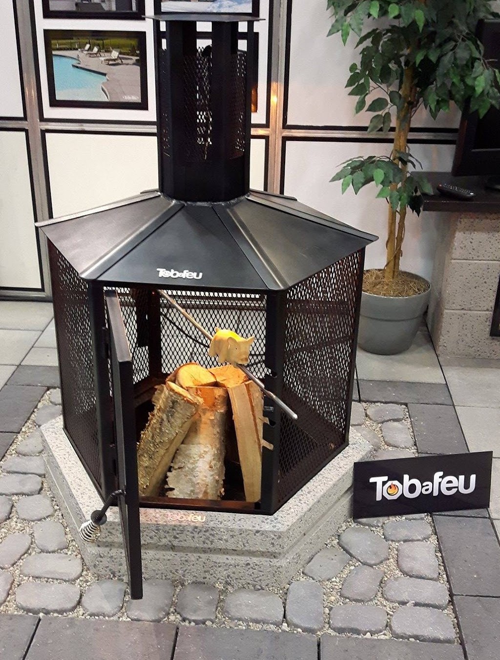 Tobafeu | 1052 Rue Joseph W. Fleury, Alma, QC G8E 2L5, Canada | Phone: (418) 347-1412