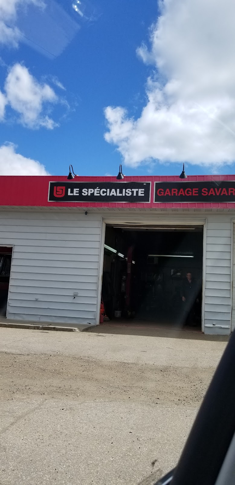 Garage Savard Inc | 715 Rue St Laurent, Saint-Siméon, QC G0T 1X0, Canada | Phone: (418) 638-2217