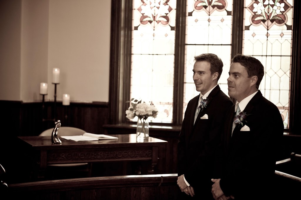 Ottawa Wedding Chapel | 3249 Yorks Corners Rd, Kenmore, ON K0A 2G0, Canada | Phone: (800) 545-3681