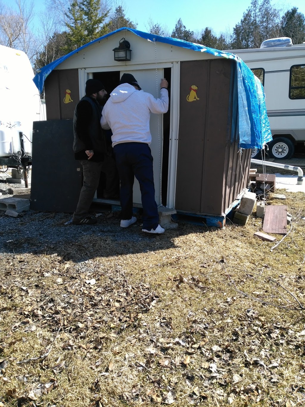 Summerbreeze Trailer Park | Trans-Canada Hwy, Cannington, ON L0E 1E0, Canada | Phone: (705) 437-4595