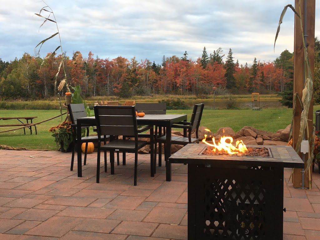 The Deck Restaurant | 247 Fox River Rd, Murray Harbour, PE C0A 1V0, Canada | Phone: (902) 962-3913
