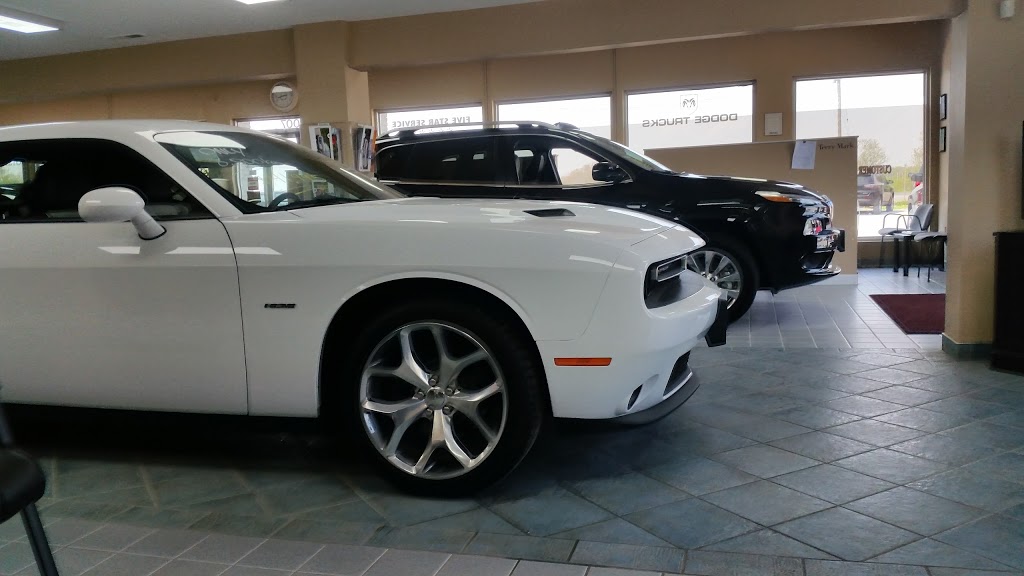 Peterborough Chrysler Jeep Dodge | 2017 Lansdowne St, Peterborough, ON K9J 7Y4, Canada | Phone: (888) 244-6013