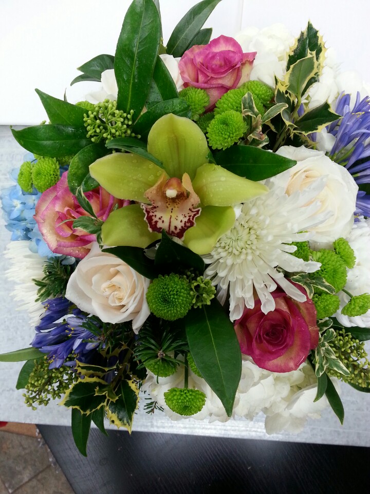 Bronte Flowers & Gifts | 2464 Lakeshore Rd W Unit 5, Oakville, ON L6L 1H8, Canada | Phone: (905) 825-8988