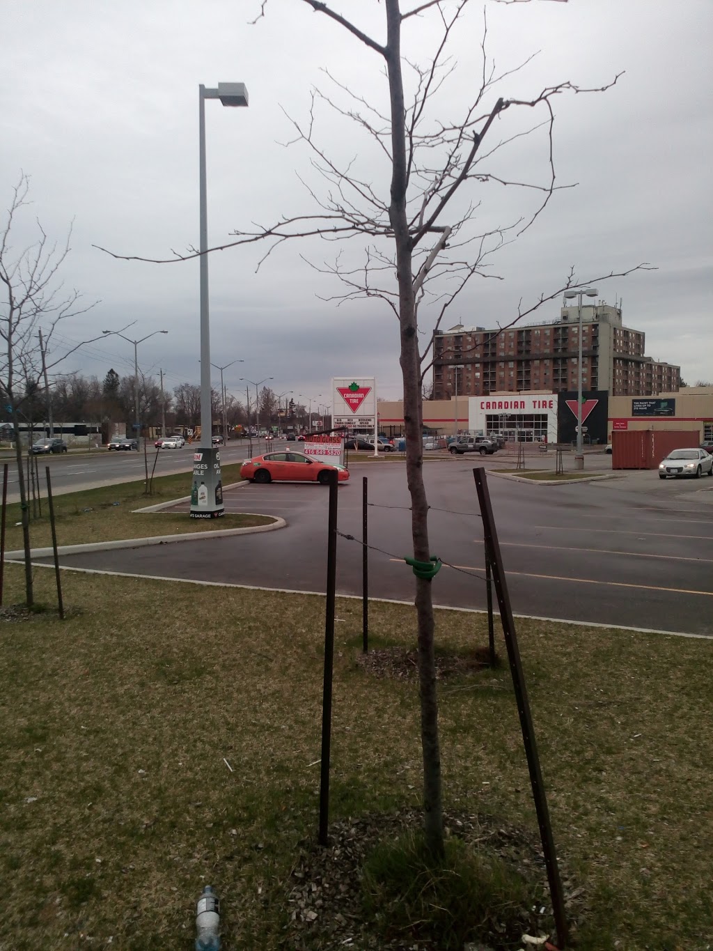 Royal Motel | 2746 Kingston Rd, Scarborough, ON M1M 1M7, Canada | Phone: (416) 267-1851