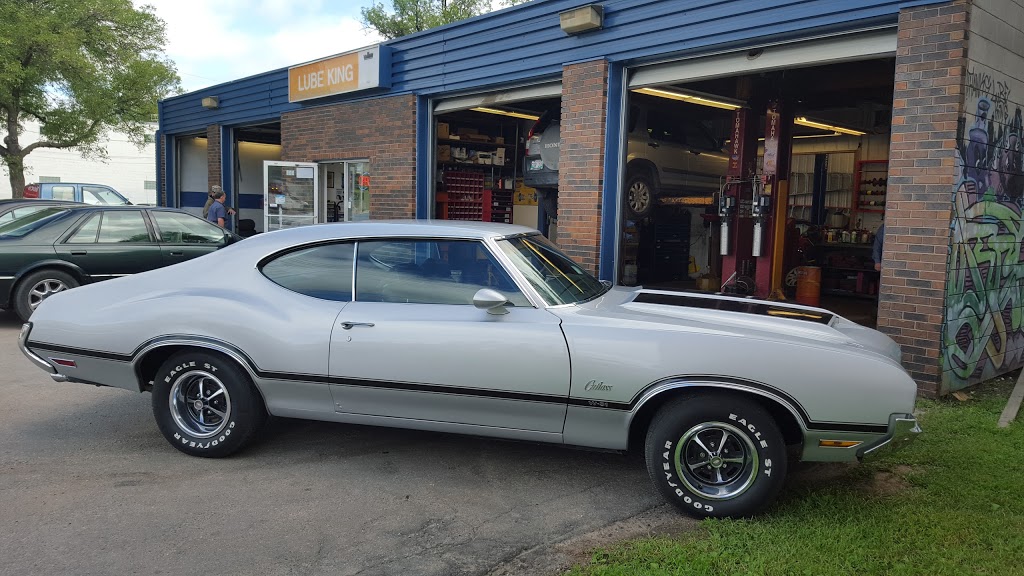 Lube King Service Centre | 305 St Marys Rd, Winnipeg, MB R2H 1J7, Canada | Phone: (204) 237-0275