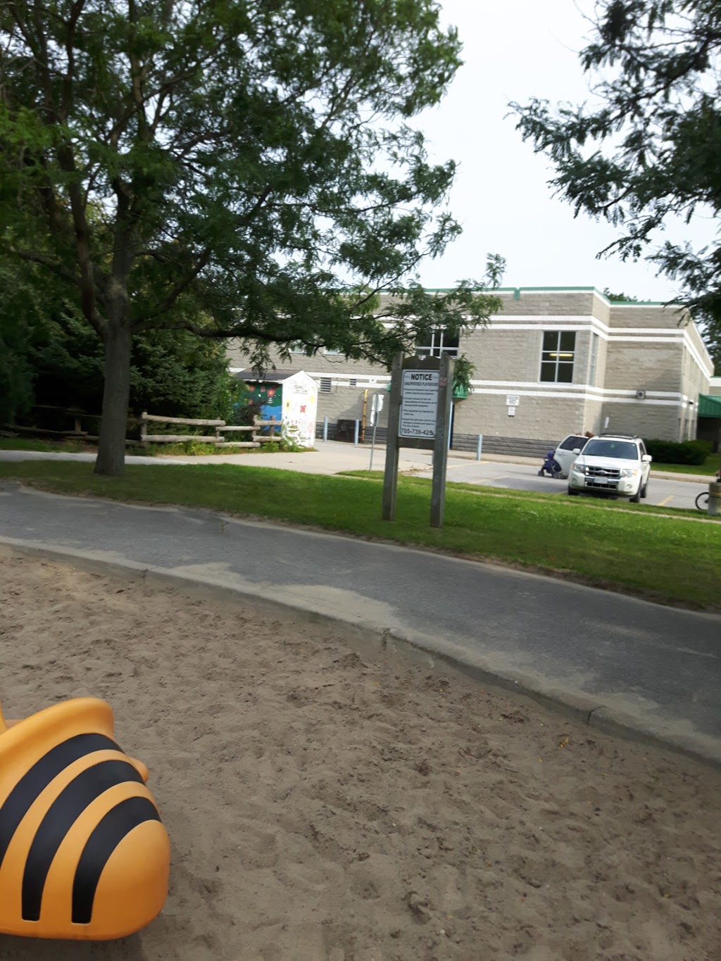 Cloughley Park | 33 Cloughley Dr, Barrie, ON L4N 9T3, Canada