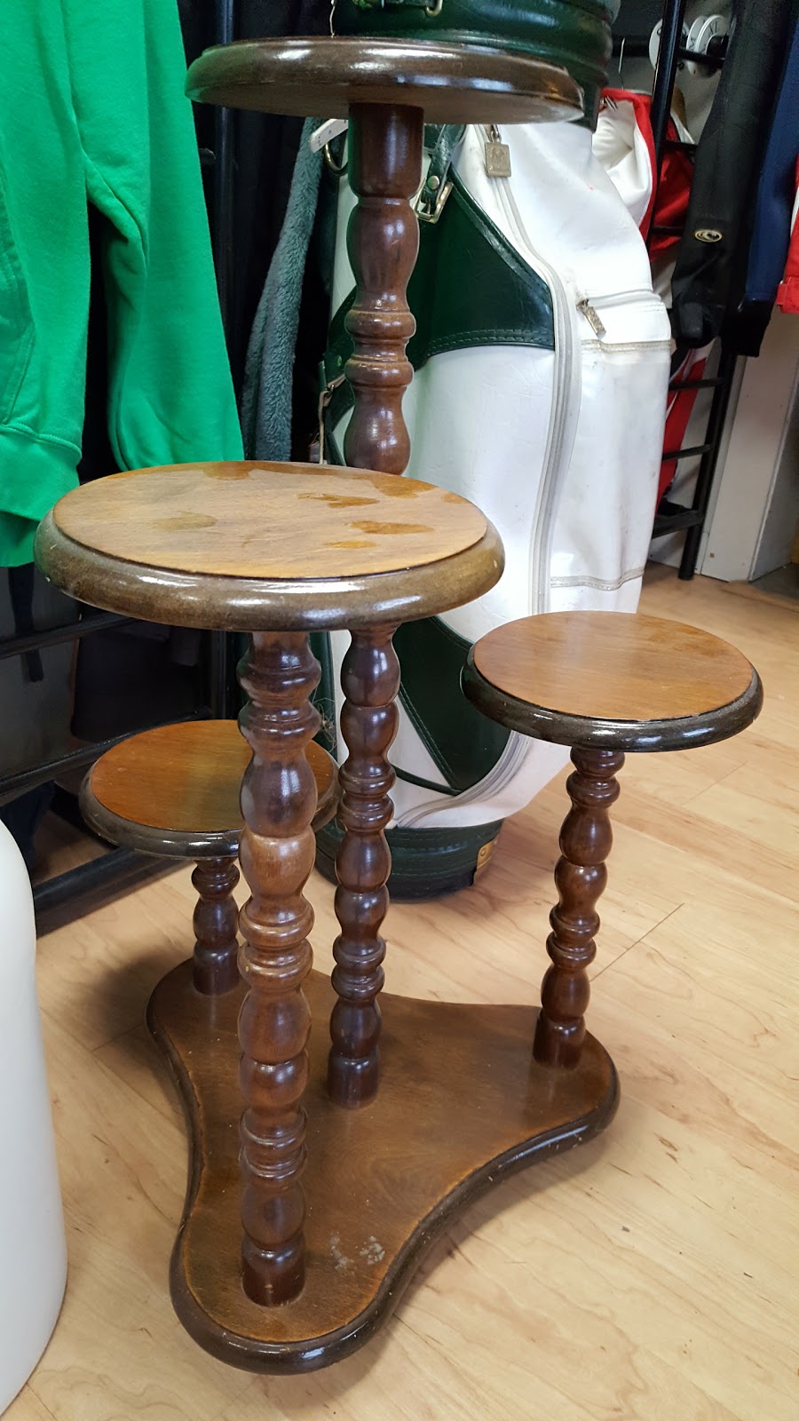 Pearls Value & Vintage | 38128 Cleveland Ave, Squamish, BC V8B 0E4, Canada | Phone: (604) 892-5699