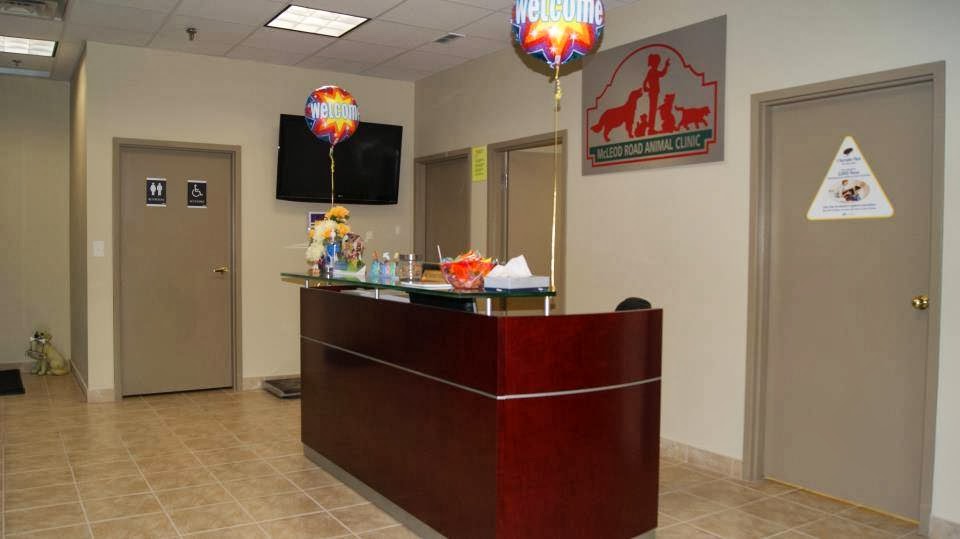 Mcleod Road Animal Clinic | 7000 McLeod Rd, Niagara Falls, ON L2G 7K3, Canada | Phone: (905) 371-8200