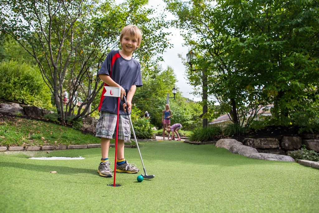 Mini-golf Le Petit Géant | 140 Chem. au Pied de la Montagne, Mont-Tremblant, QC J8E 3M2, Canada | Phone: (819) 681-3000
