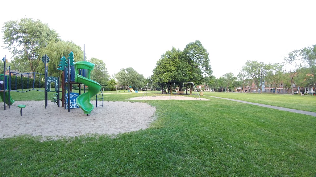 Logan Park | Rue Logan, Saint-Lambert, QC J4P 1H5, Canada | Phone: (450) 627-4444