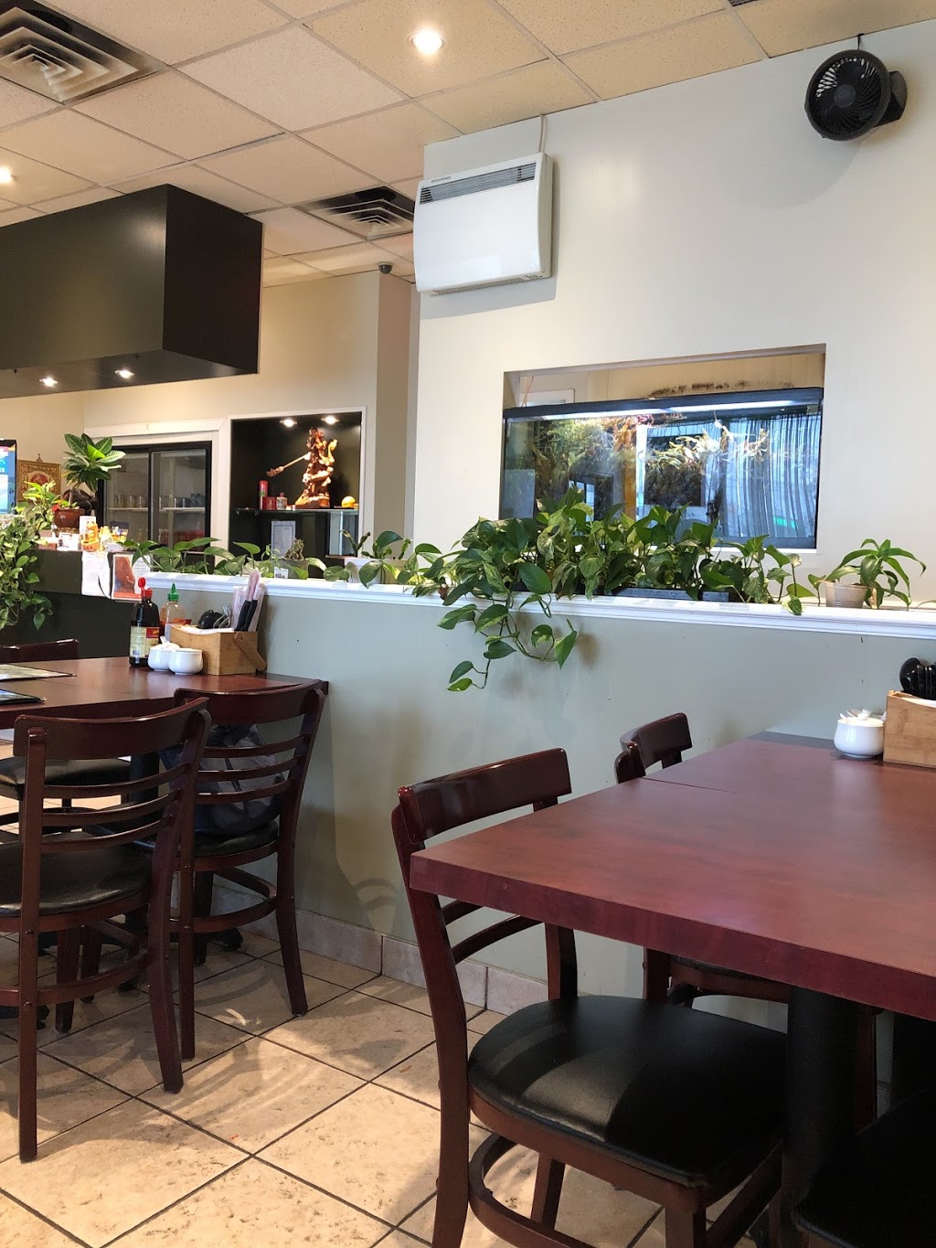 Mint Garden | 17830 Leslie St, Newmarket, ON L3Y 3E5, Canada | Phone: (905) 953-1377