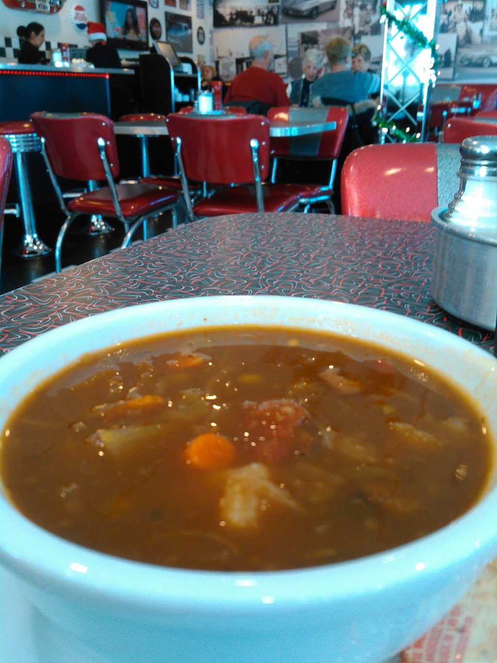 Hi Ho Diner | 3691 Walker Rd, Windsor, ON N8W 3S6, Canada | Phone: (226) 221-9555