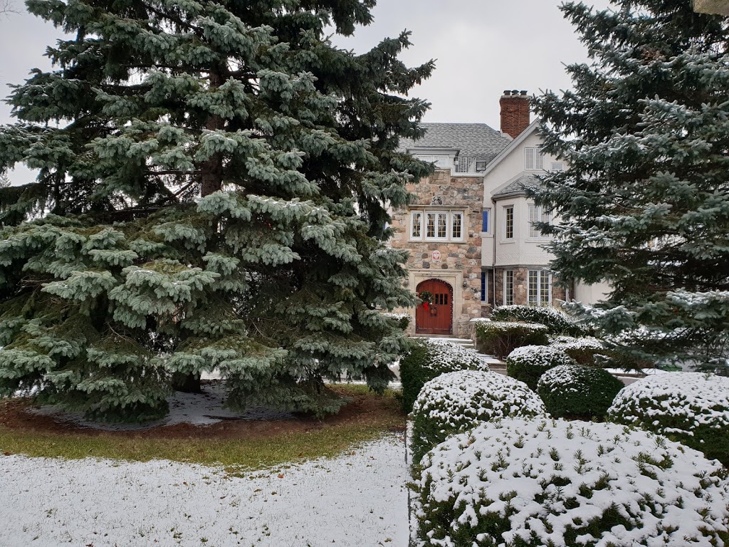 Consulate General of Poland in Toronto | 2603 Lake Shore Blvd W, Etobicoke, ON M8V 1G5, Canada | Phone: (416) 252-5471