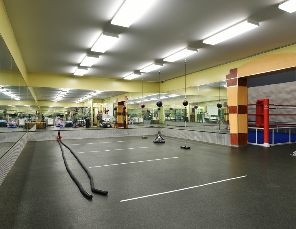 Corcoran’s Boxing Club and Fitness Centre | 1625 Chemong Rd, Peterborough, ON K9J 6X2, Canada | Phone: (705) 957-1142