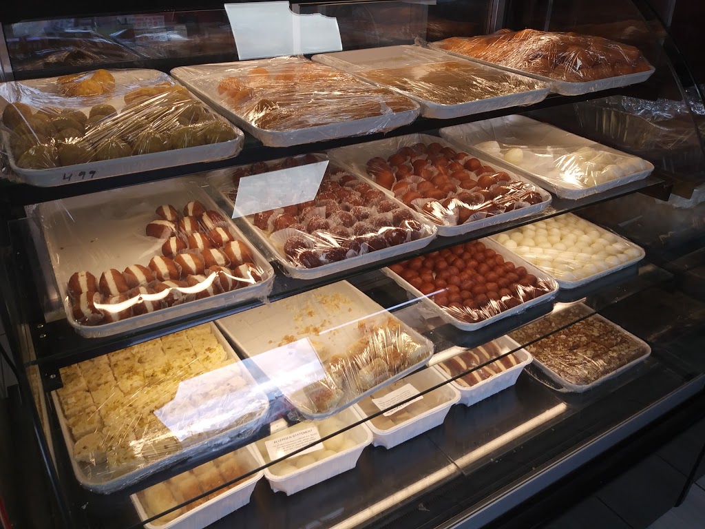 Pizza Circle | 20 Red Maple Dr #5, Brampton, ON L6X 4N7, Canada | Phone: (905) 230-3003