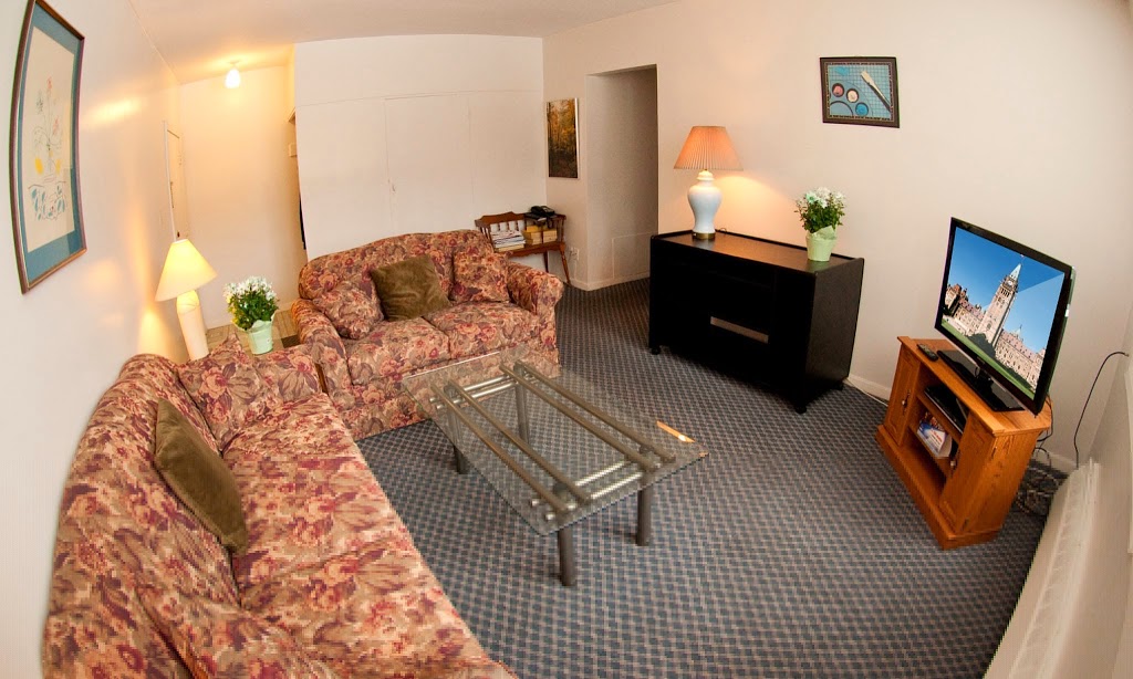 McKellar Park Suites | 1983 Carling Ave, Ottawa, ON K2A 1E9, Canada | Phone: (613) 722-4273