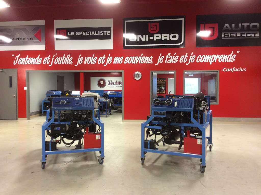 Center Development Techpro De Uni-Sélect | 135 D Chemin du Tremblay, Boucherville, QC J4B 7K4, Canada | Phone: (450) 641-4735