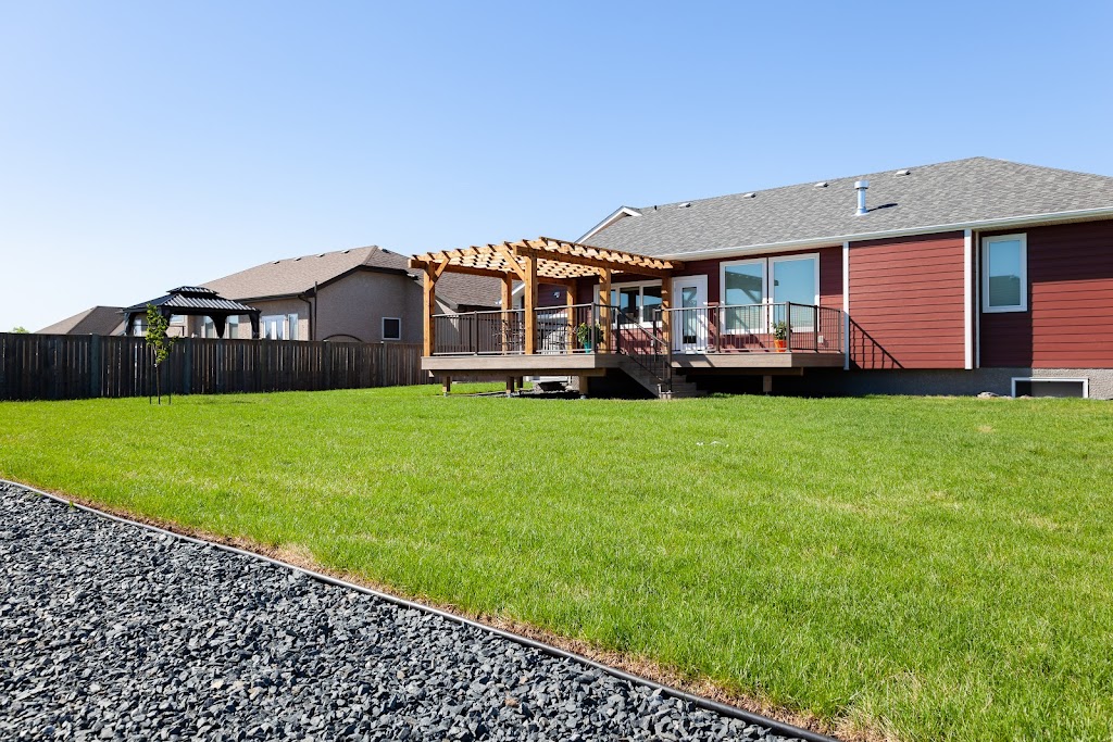 Skyview Landscaping | 115 Acres Dr, Steinbach, MB R5G 0W5, Canada | Phone: (204) 392-4703
