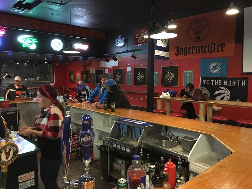 Hacks Taps & Grill | 101 Hazelglen Dr #1, Kitchener, ON N2M 5A2, Canada | Phone: (519) 744-2839